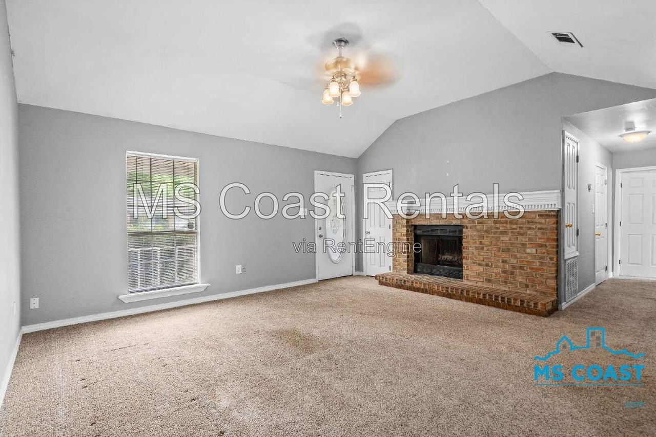 9112 Meadowlark Ave - Photo 6 of 24