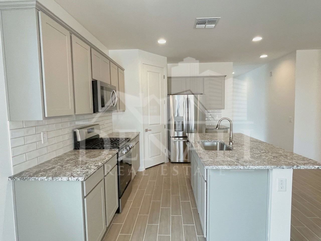 6104 S Calderon - Photo 5 of 31