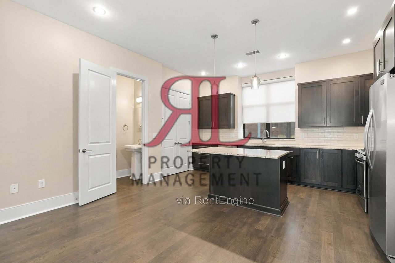 107 Aston Row Ln #1 - Photo 6 of 24
