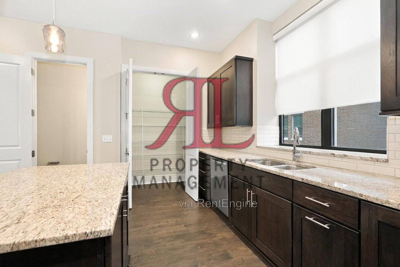107 Aston Row Ln #1 - Photo 7 of 24