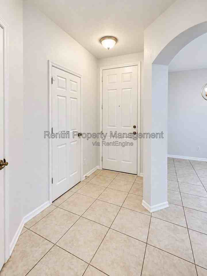 3345 Dandolo Cir - Photo 5 of 42