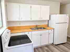 featured image of 1220 Wheeler Ave #1222
