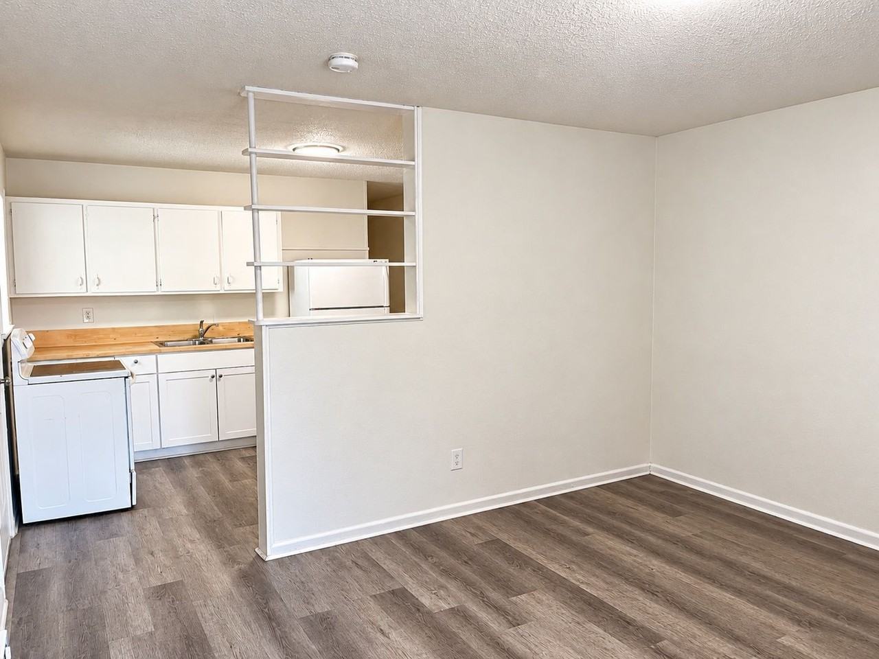 1220 Wheeler Ave #1222 - Photo 3 of 11