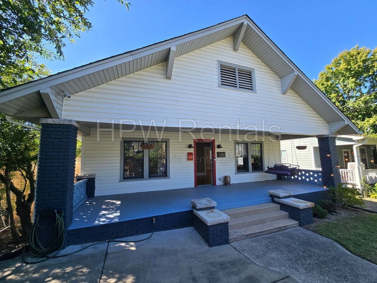 709 North St - Photo 2 of 25