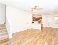 2411 Lynwood Bnd #102 - Photo 6 of 15