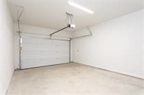 2411 Lynwood Bnd #102 - Photo 7 of 15