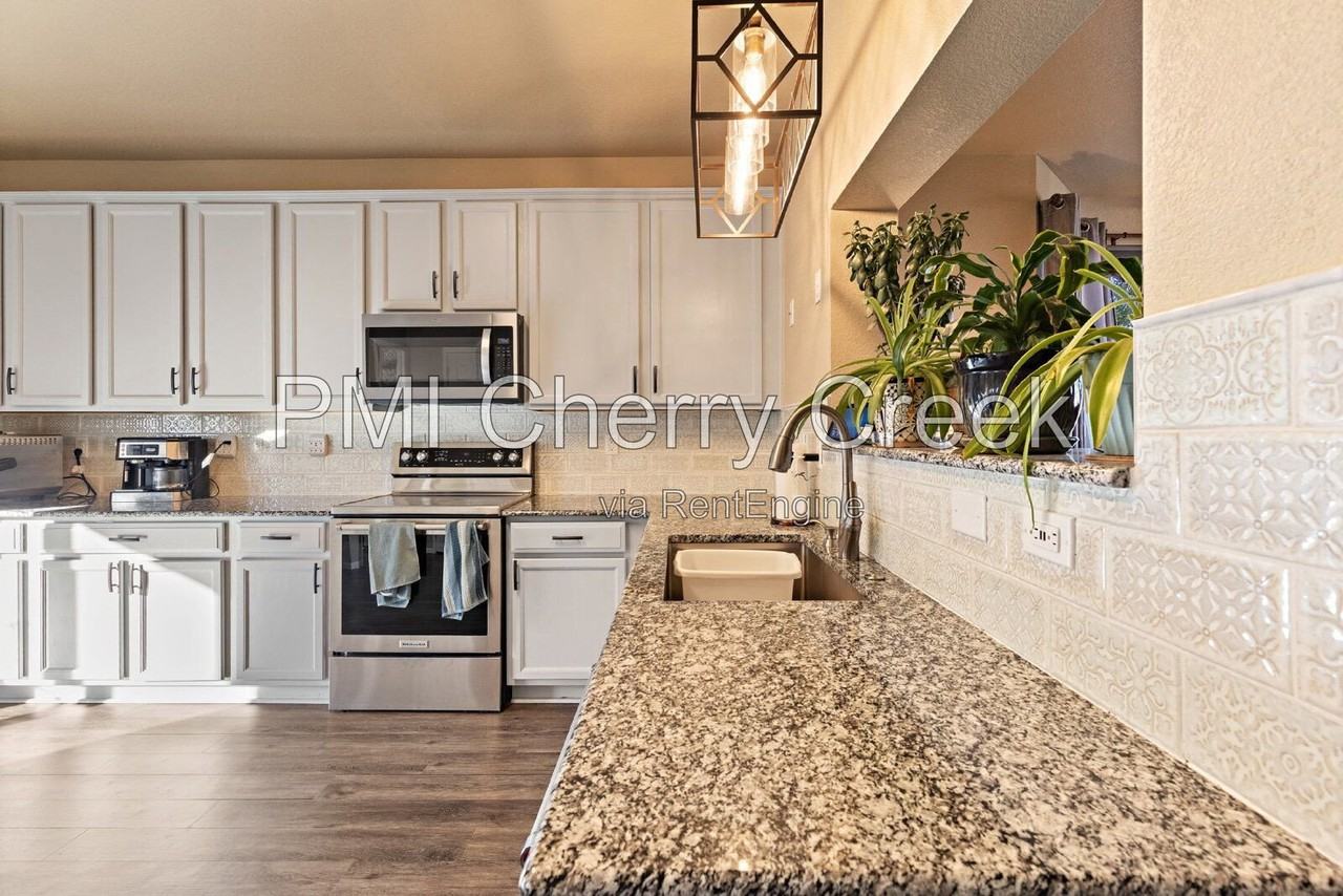 11316 Jersey Dr - Photo 5 of 36