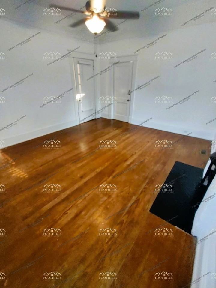 501 Blair St - Photo 6 of 27