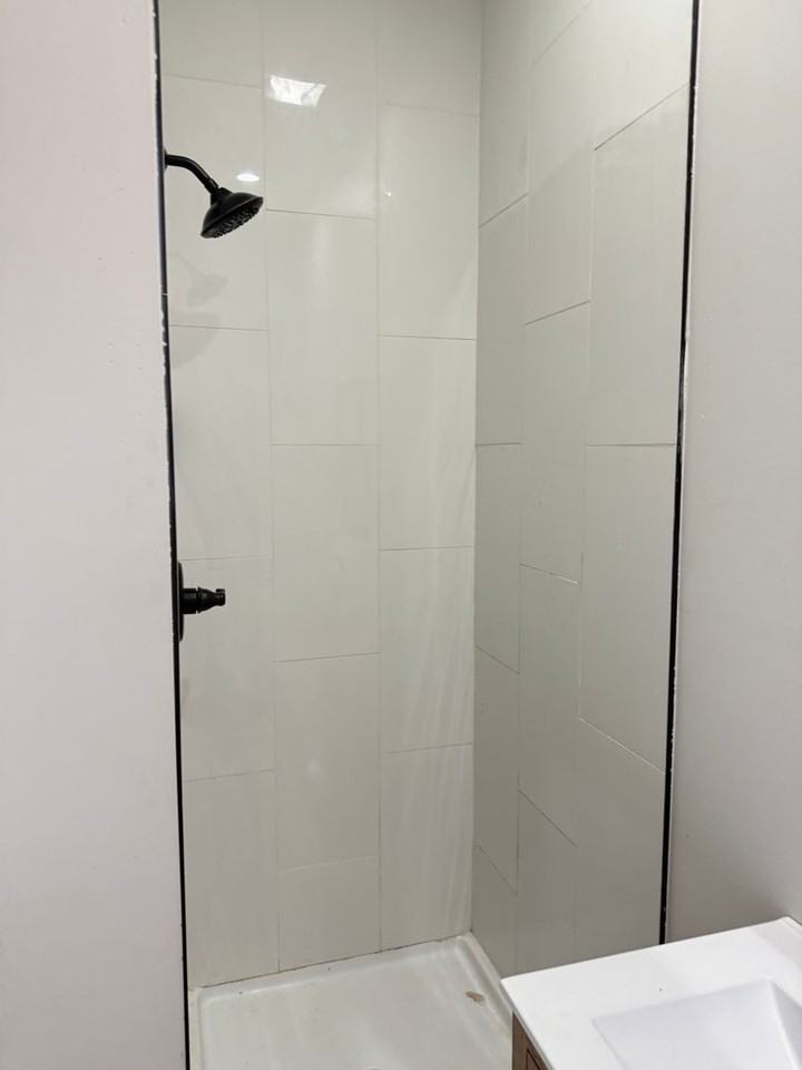 920 Washington Ave #3 - Photo 7 of 11