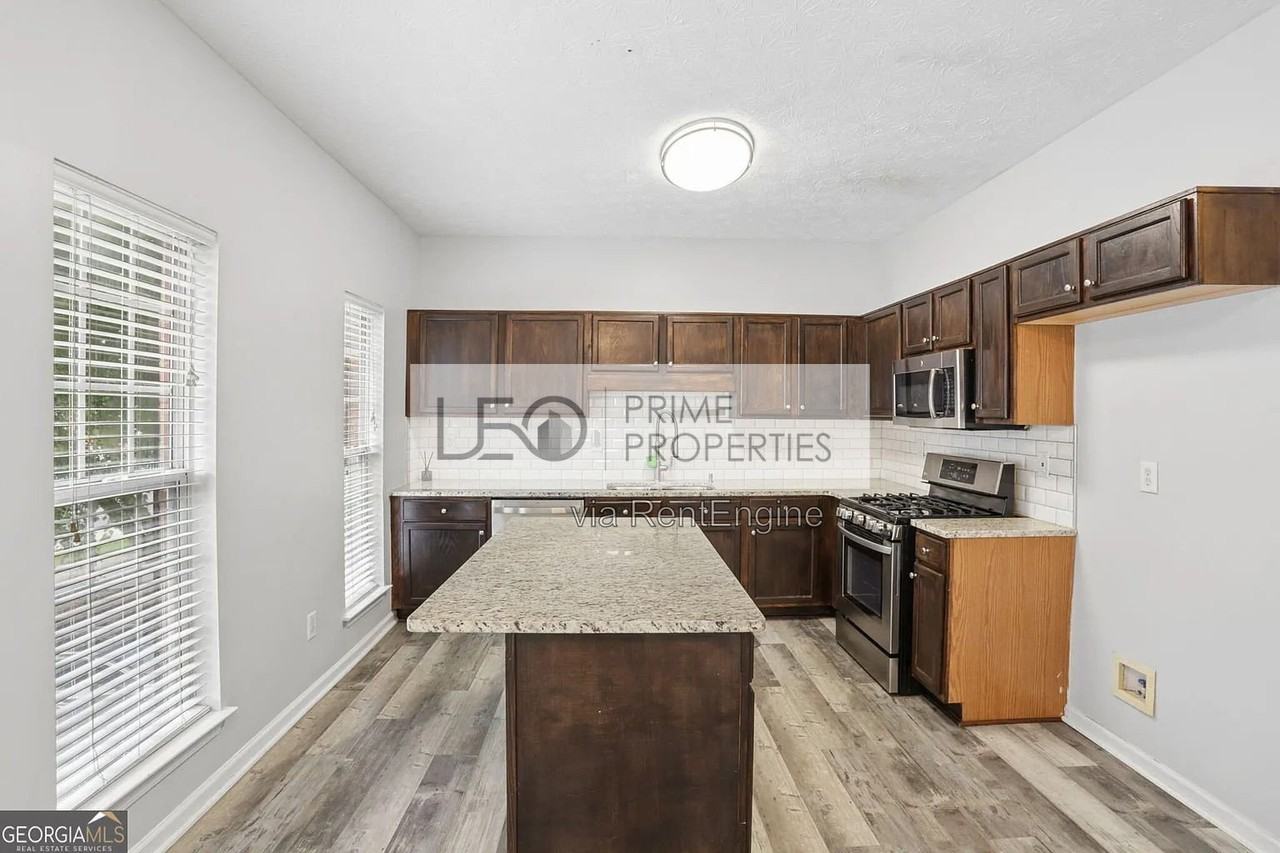 5338 Pinnacle Peak Ln #1 - Photo 5 of 28