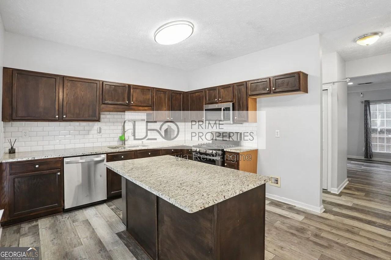 5338 Pinnacle Peak Ln #1 - Photo 6 of 28