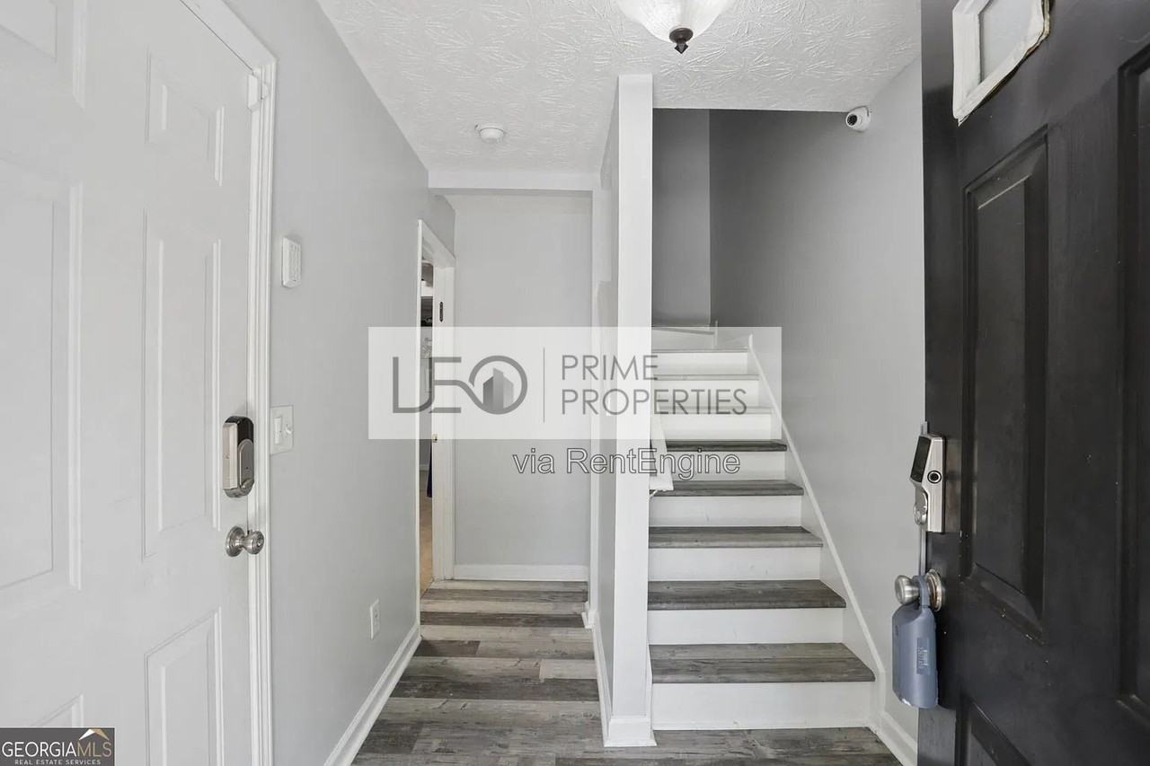 5338 Pinnacle Peak Ln #1 - Photo 7 of 28