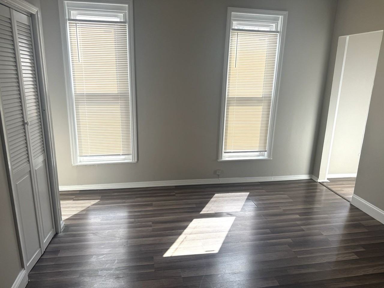 5129 Warren Ave #2 - Photo 3 of 9