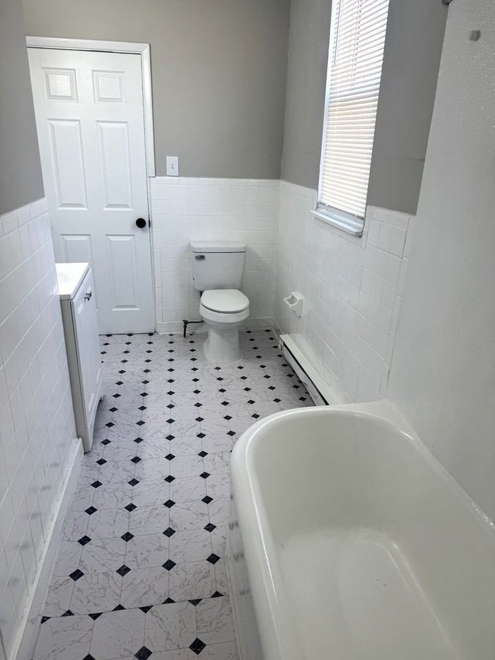 5129 Warren Ave #2 - Photo 5 of 9