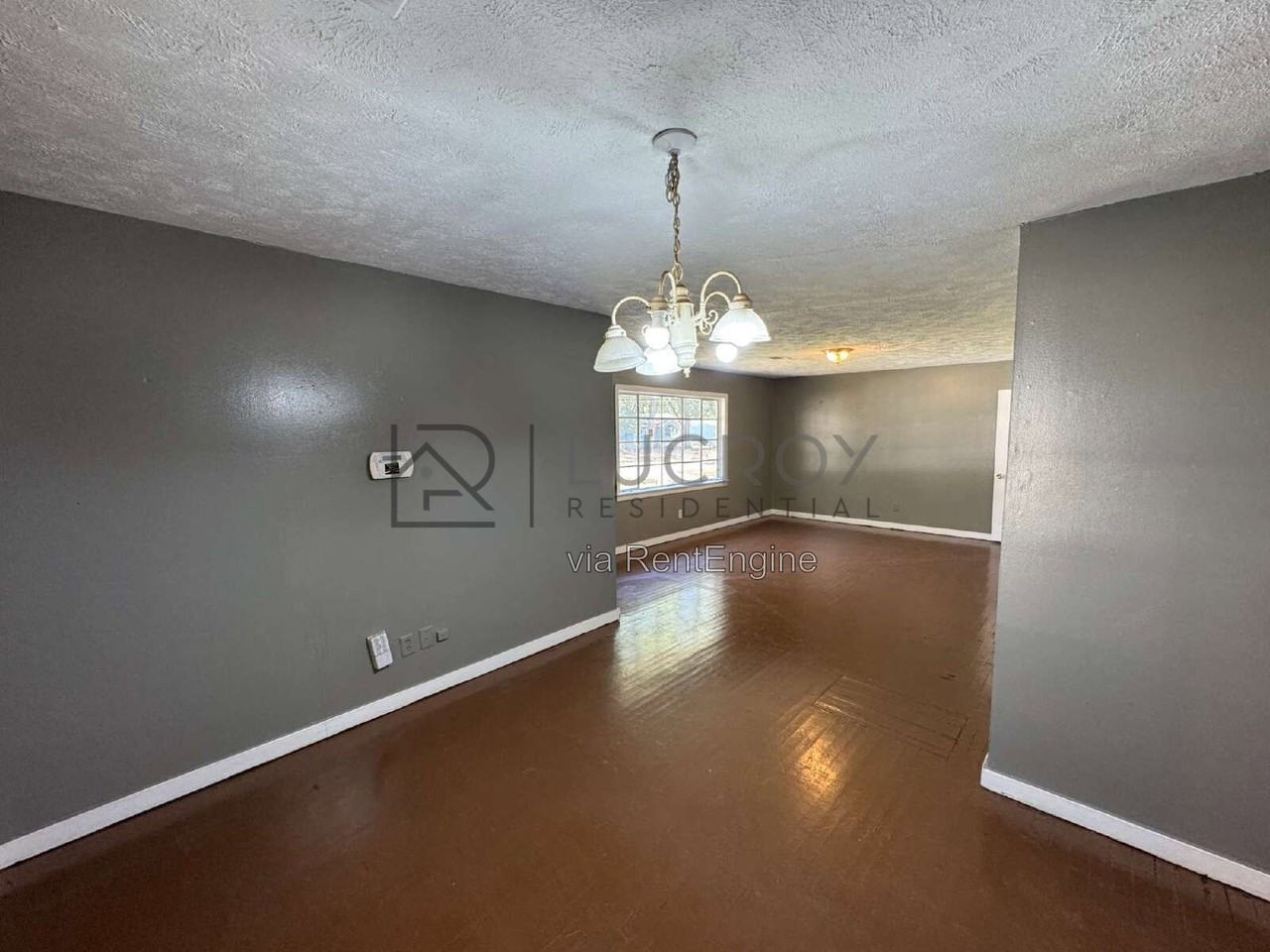 4123 El Paso St - Photo 3 of 11