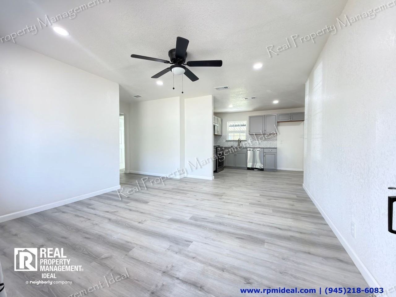 2908 Scottsbluff Dr - Photo 3 of 26