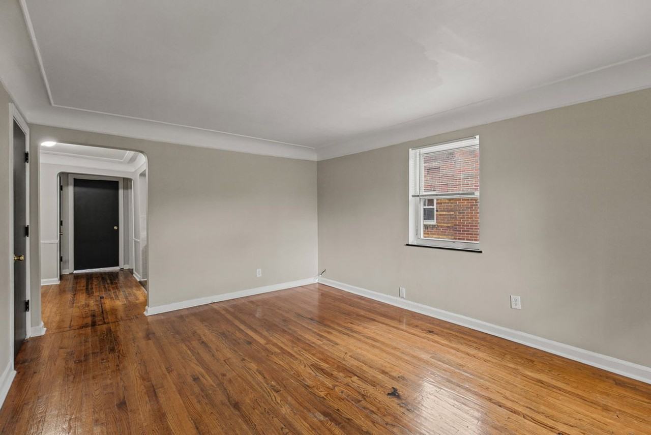 7072 Eastlawn Dr #3 - Photo 5 of 14