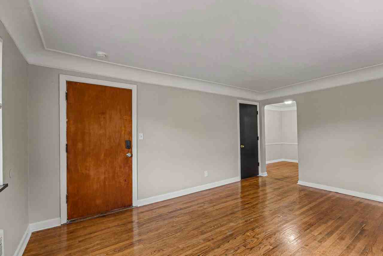 7072 Eastlawn Dr #3 - Photo 6 of 14