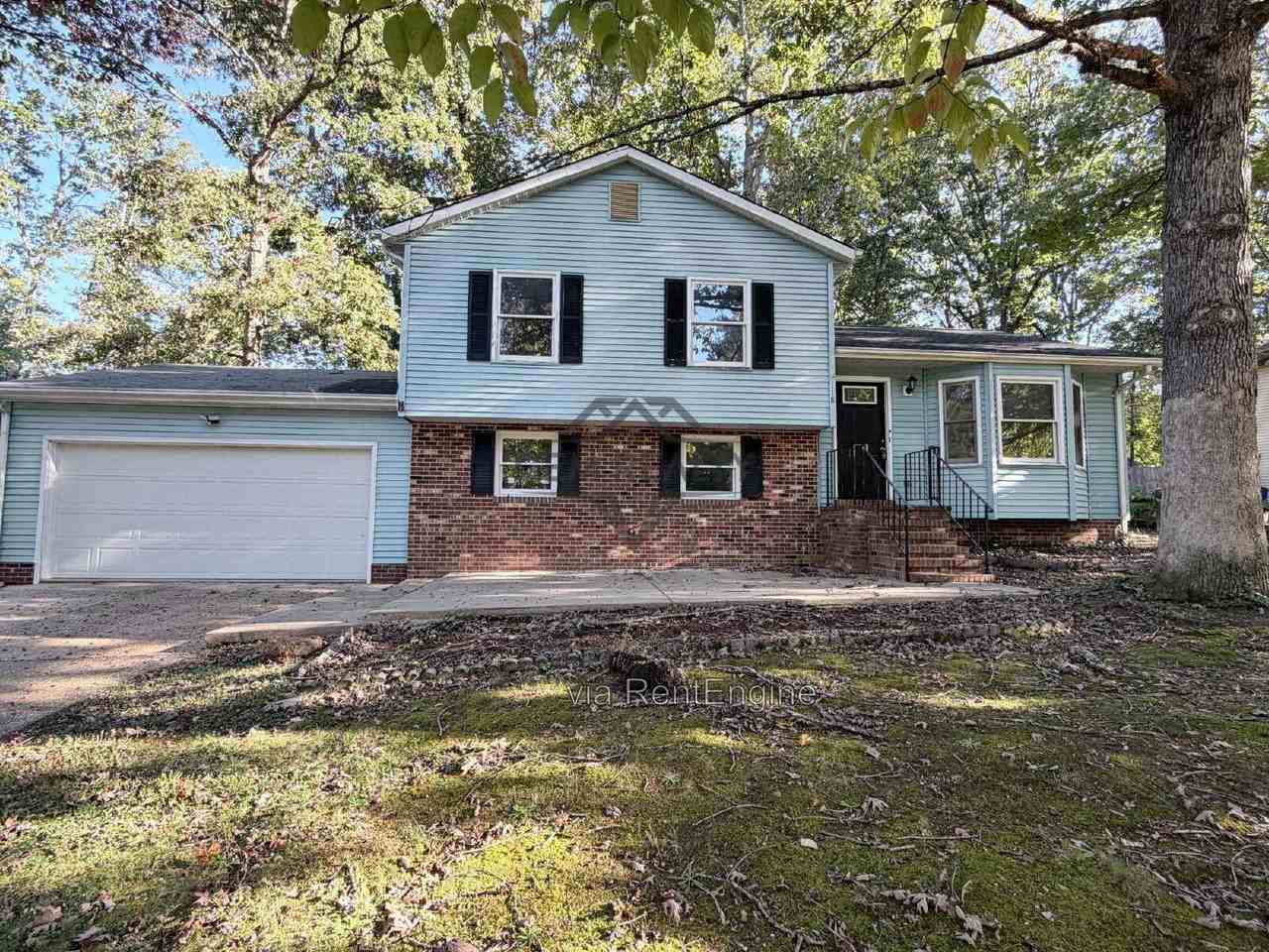 118 Durham Dr - Photo 3 of 20