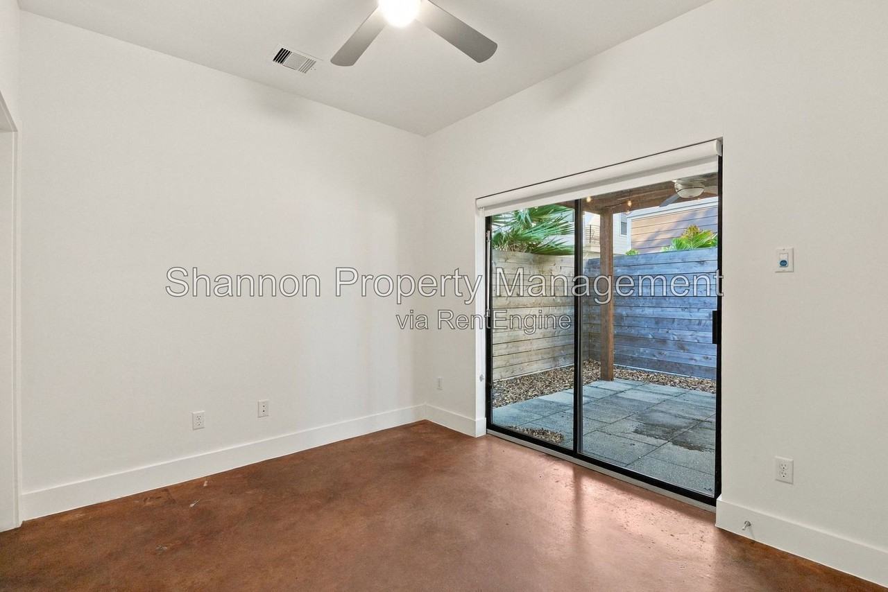 1109 Bonner St - Photo 7 of 39