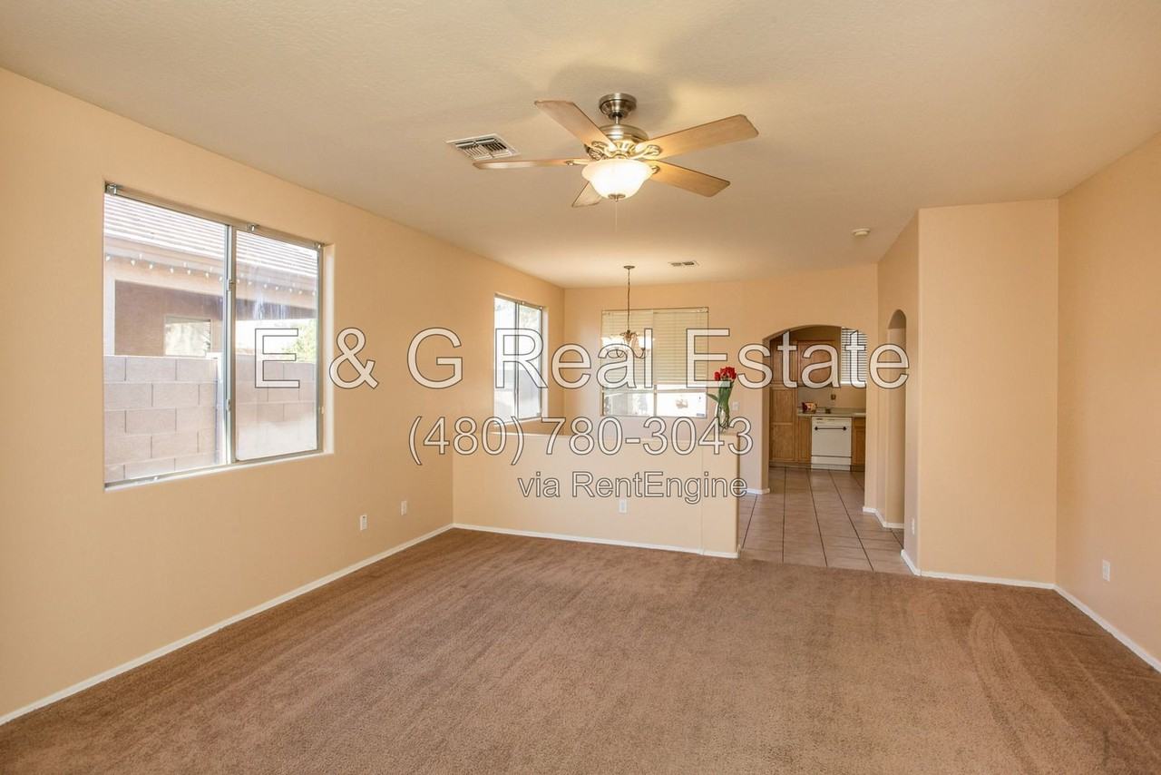12526 W Bird Ln - Photo 2 of 11