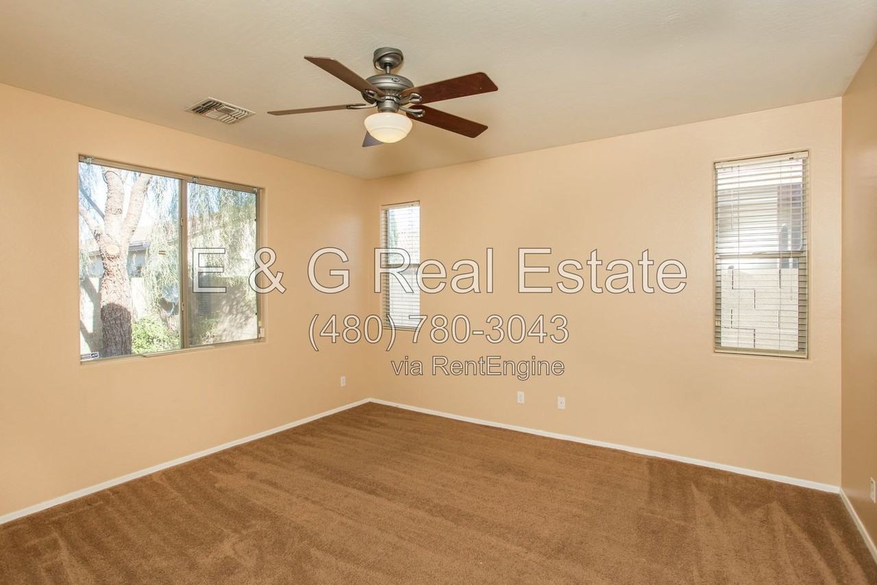 12526 W Bird Ln - Photo 6 of 11