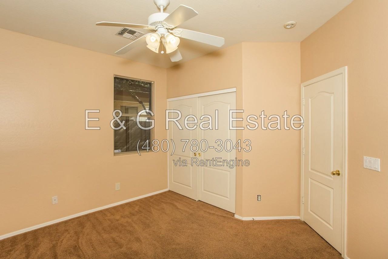 12526 W Bird Ln - Photo 7 of 11