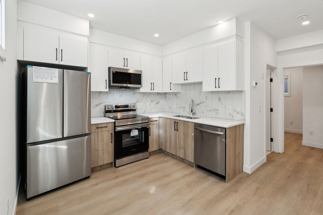 2831 36 St Sw - Photo 3 of 11