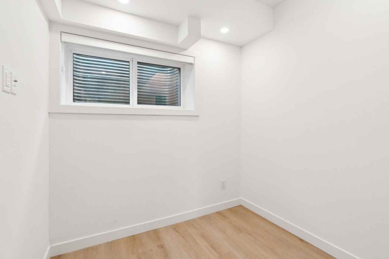 2831 36 St Sw - Photo 6 of 11