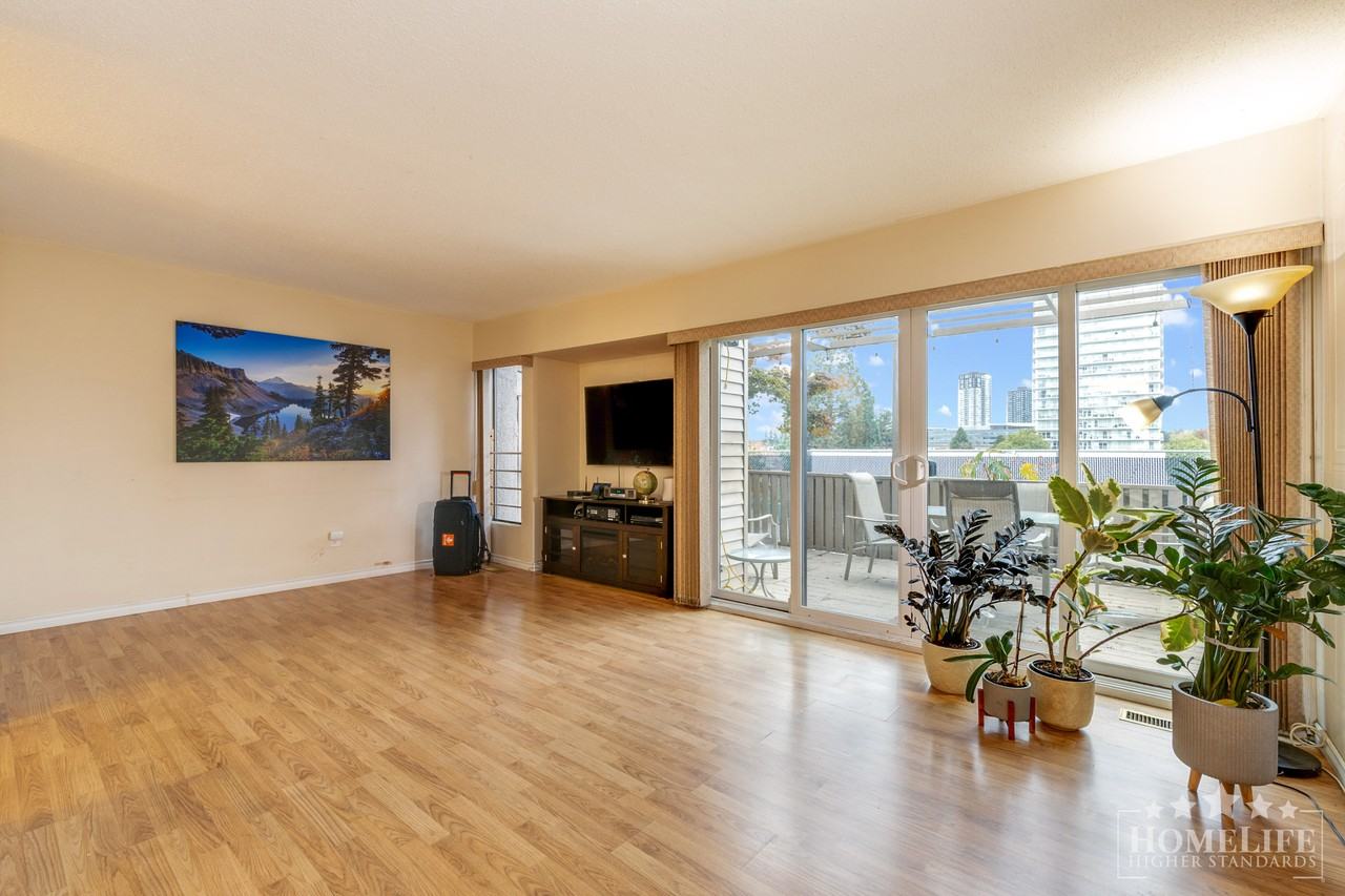 13755 102 Ave - Photo 5 of 20