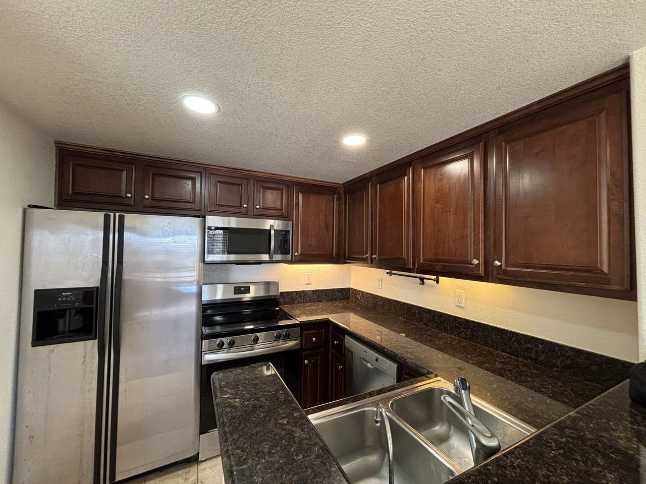 3975 Nobel Dr #292 - Photo 3 of 17