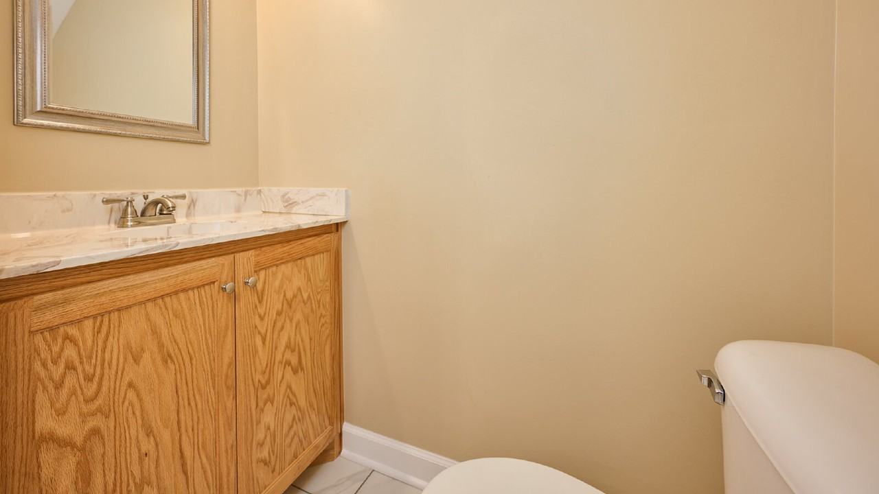 361 Crescent Dr Unit 4 - Photo 6 of 11