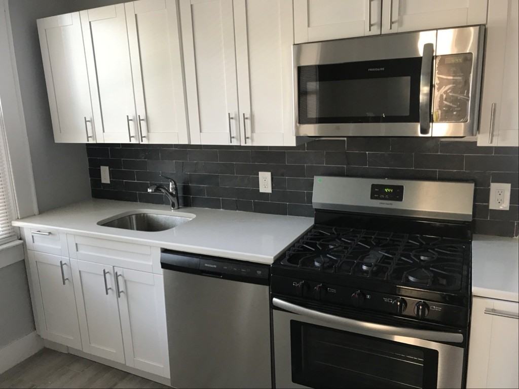158 Vermont Ave #1 - Photo 2 of 7
