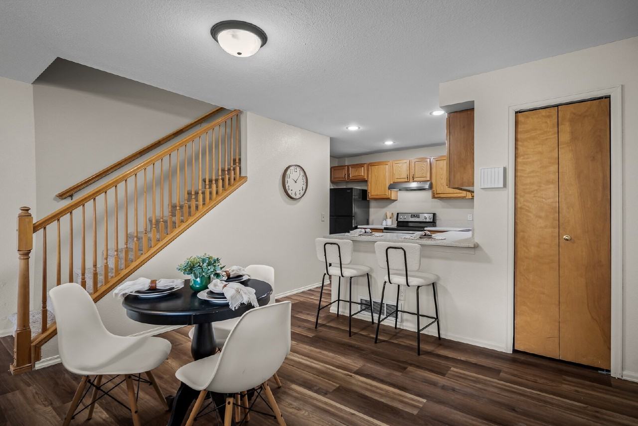 1010 Magic Lamp Way - Photo 2 of 42
