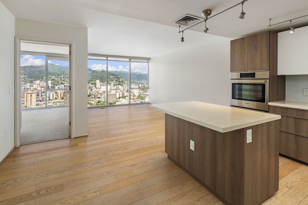 888 Kapiolani Blvd #4312