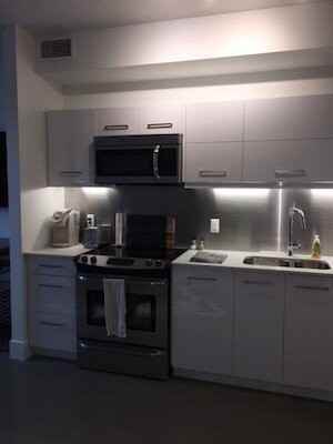 404C Avenue S S - Photo 6 of 23