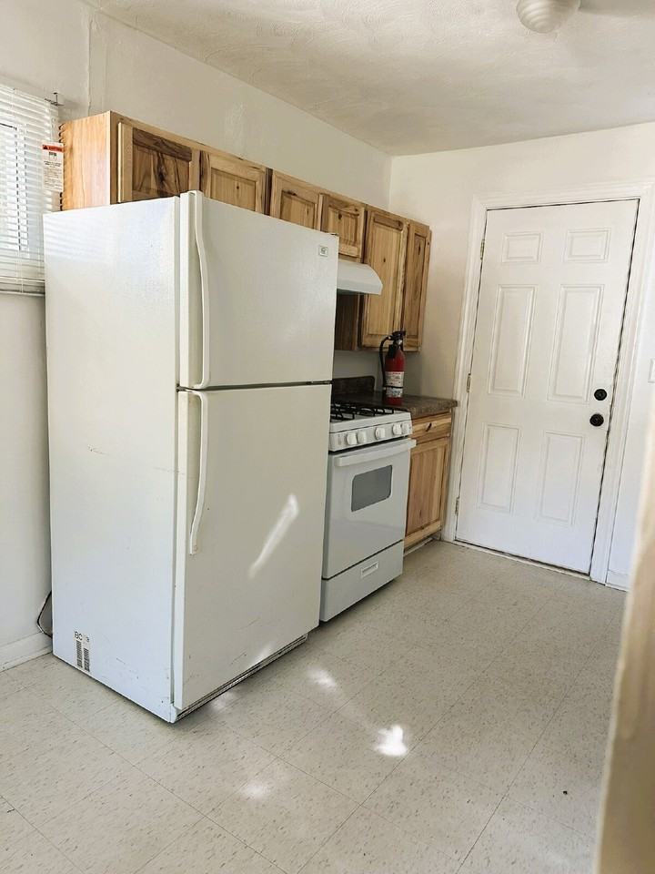 311 Avondale Rd - Photo 5 of 14