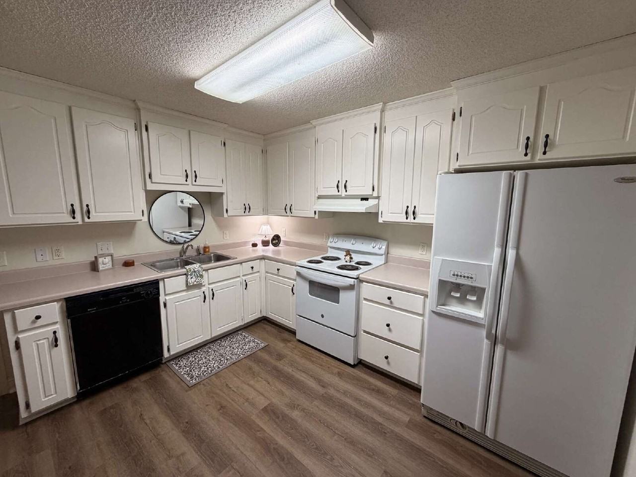 106 Autumn Ridge Dr #1 - Photo 5 of 15