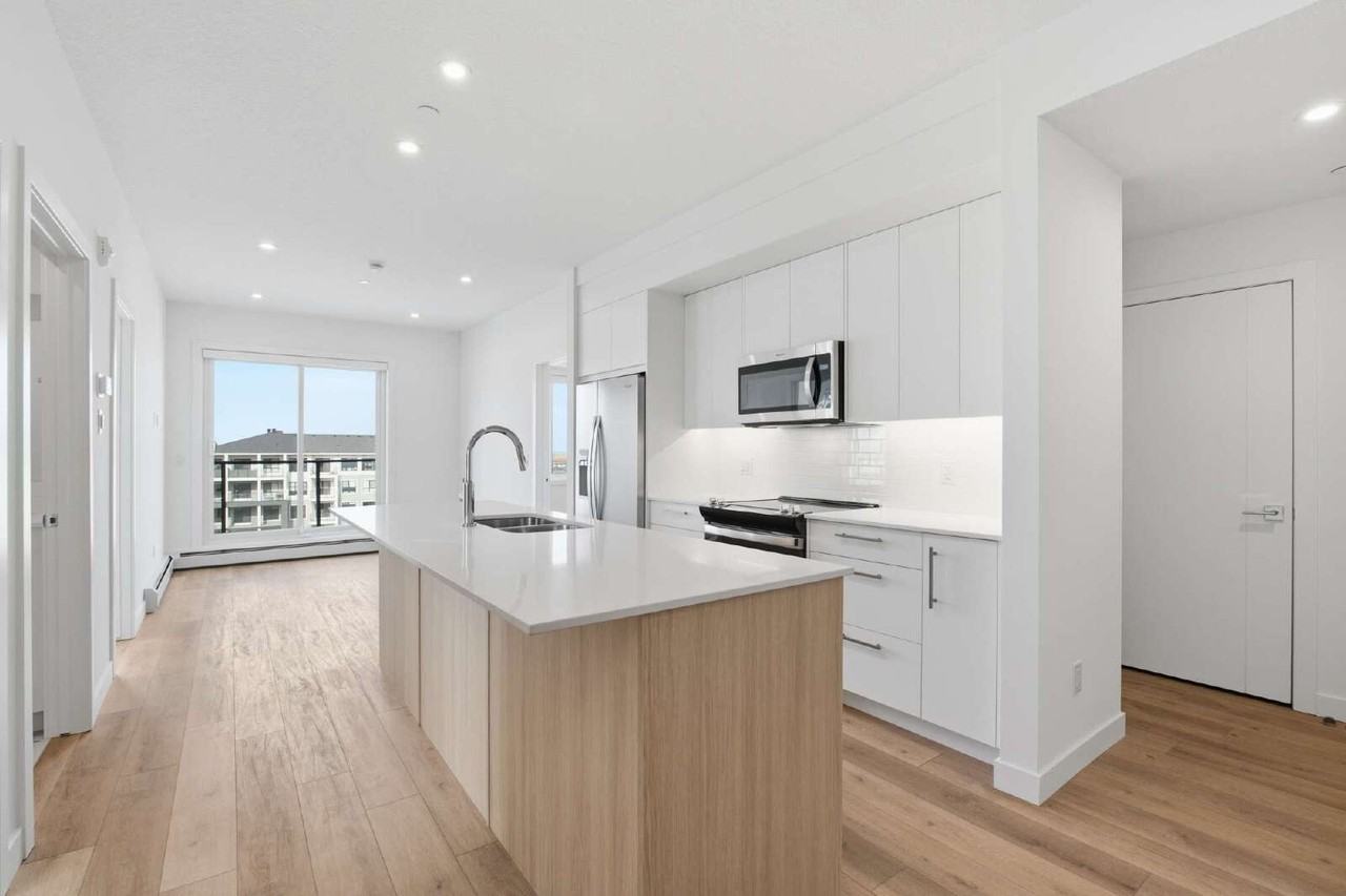 3605, 150 Carrington Gate NW - Photo 5 of 43