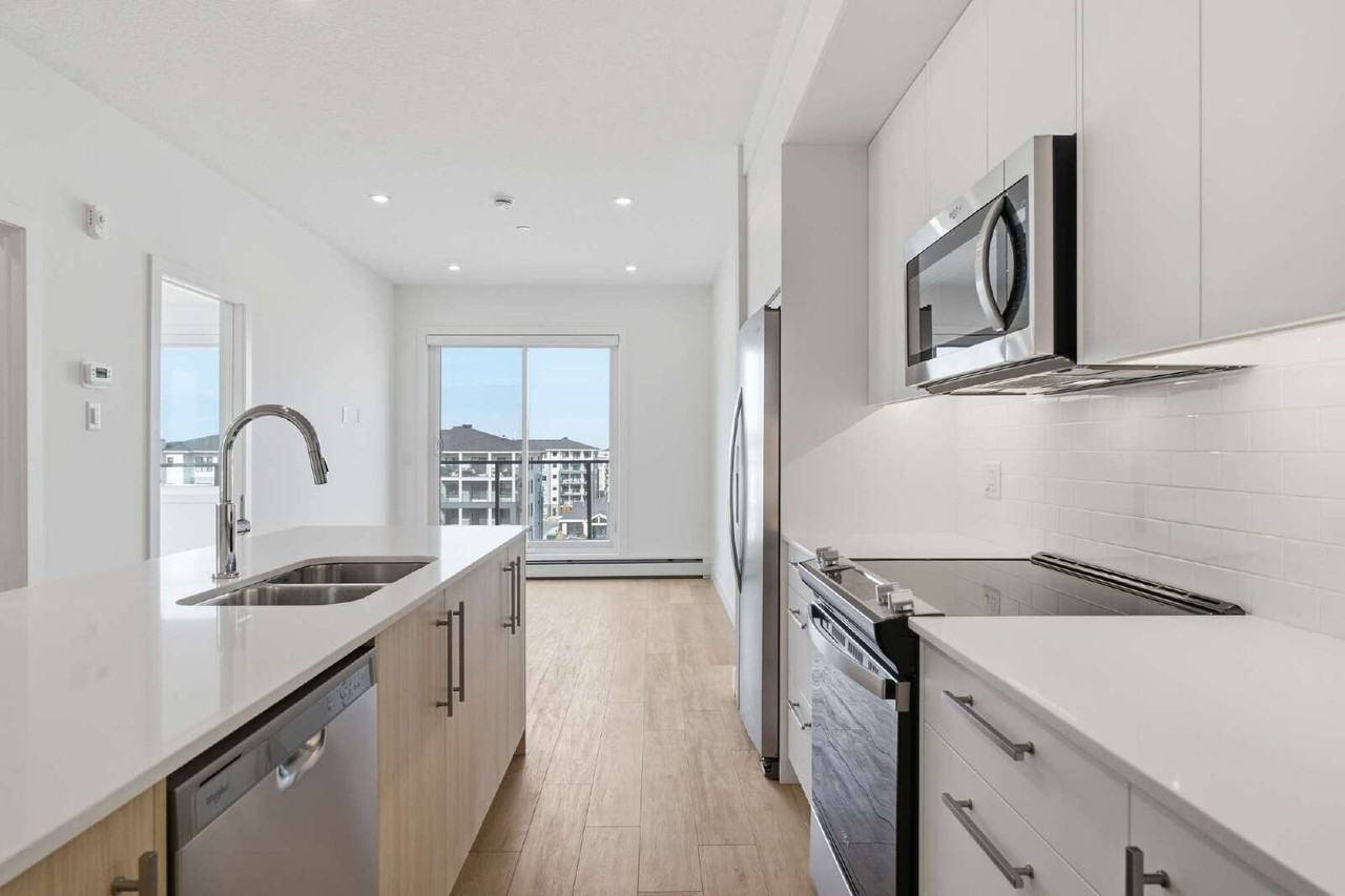 3605, 150 Carrington Gate NW - Photo 7 of 43