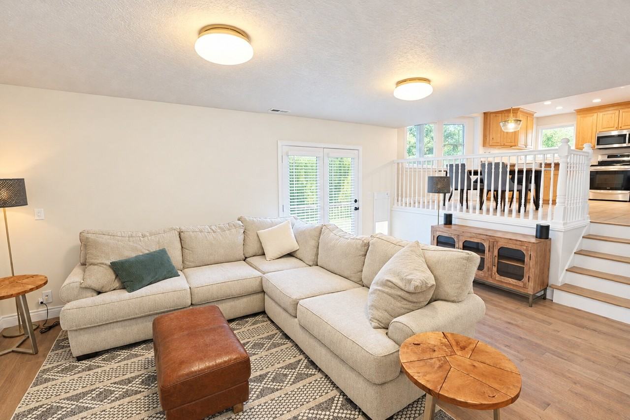 12719 S Whisper Point Ct - Photo 5 of 30