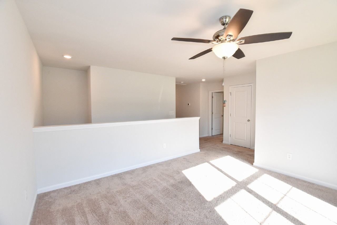 143 Averyville Dr - Photo 6 of 30