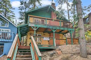 featured image of 42979 Fern Ave