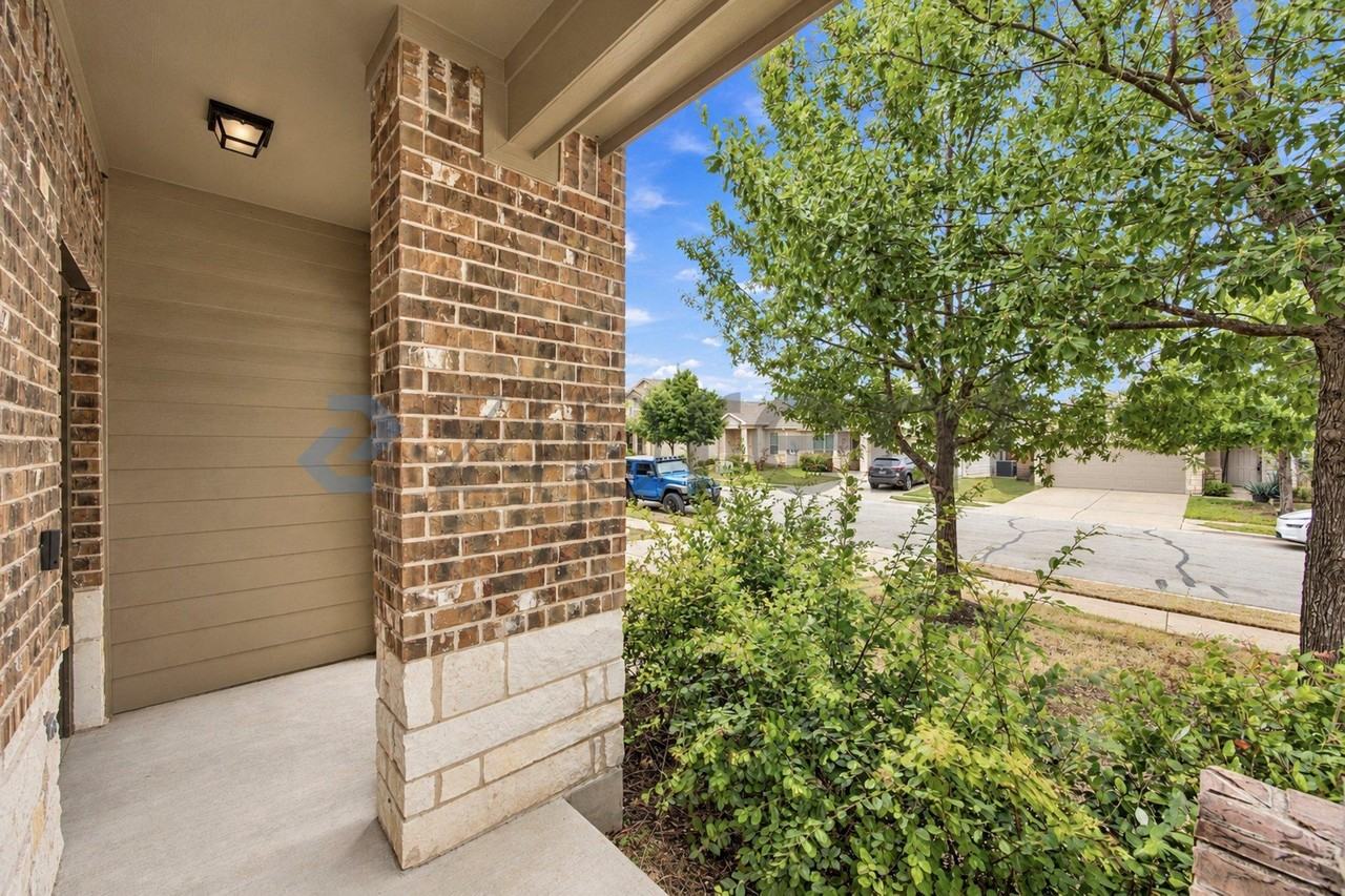 6908 Vail Ridge St - Photo 6 of 42