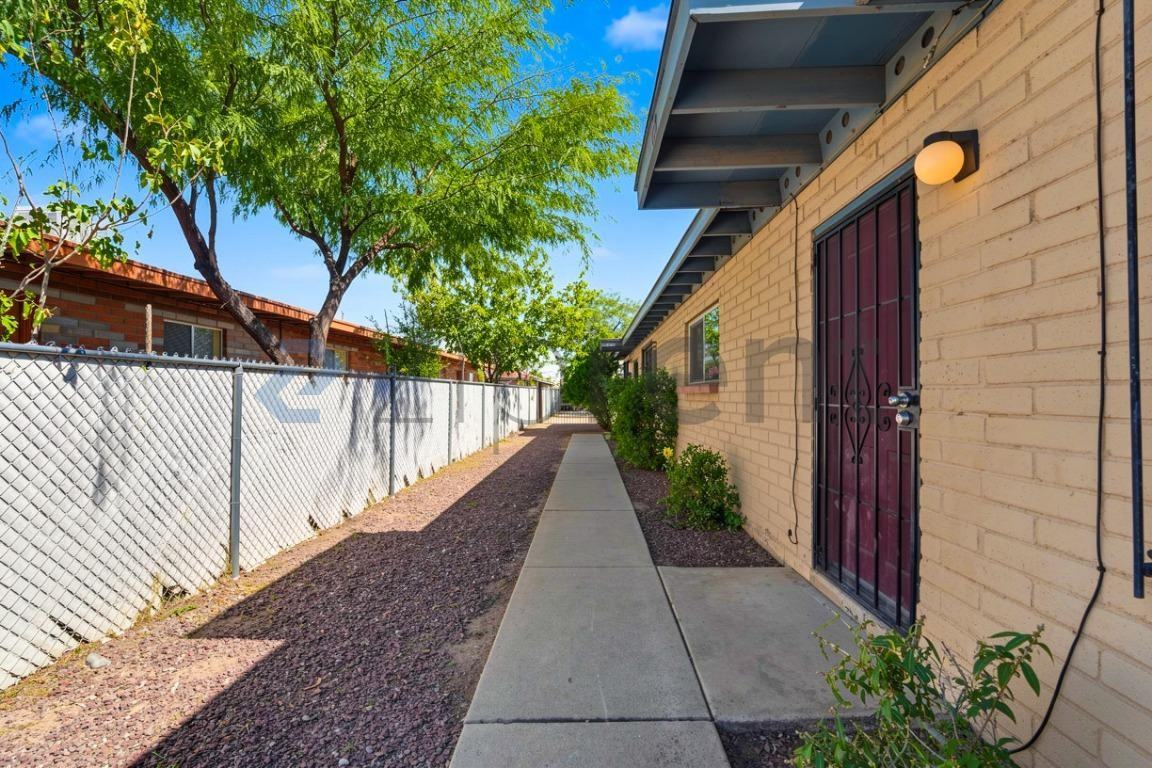 1408 N Hualpai Rd #1408 - Photo 2 of 27