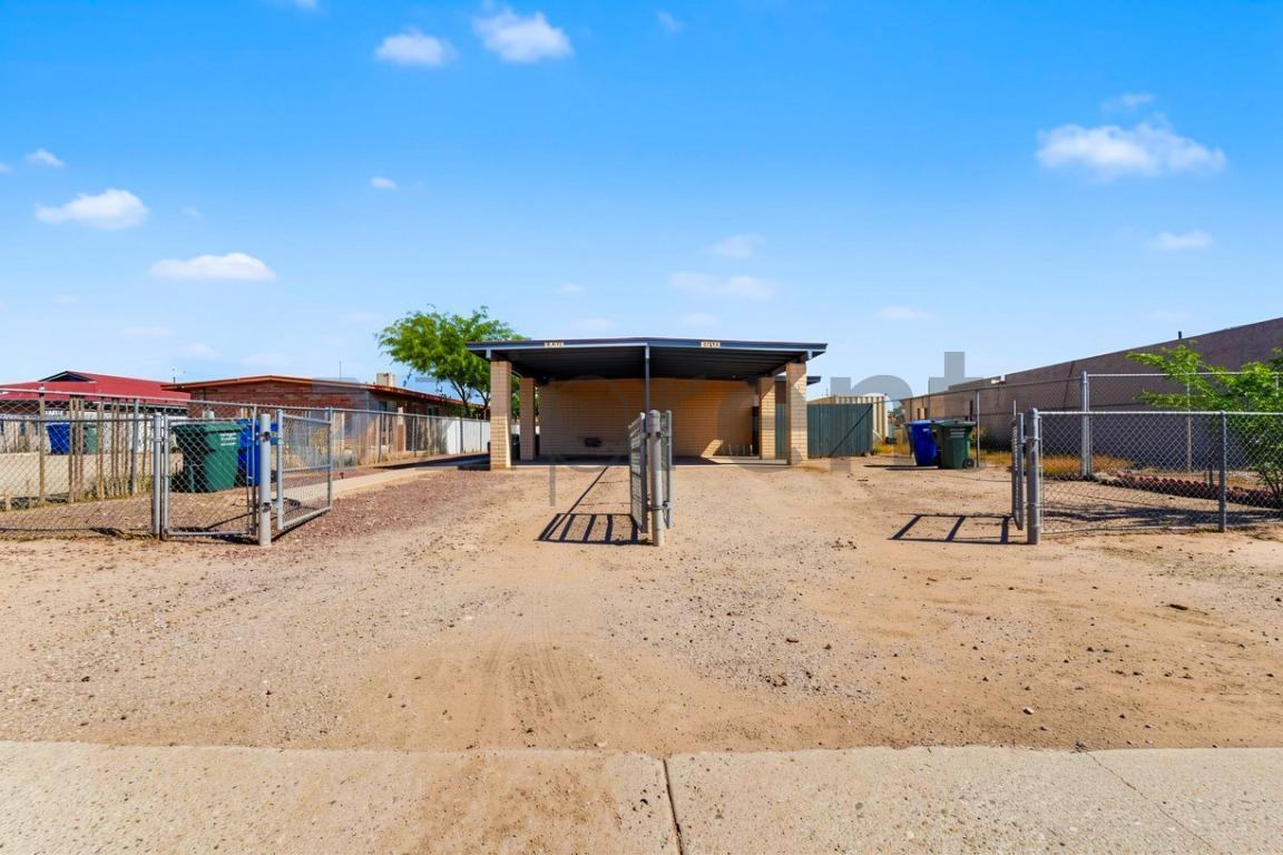 1408 N Hualpai Rd #1408 - Photo 4 of 27