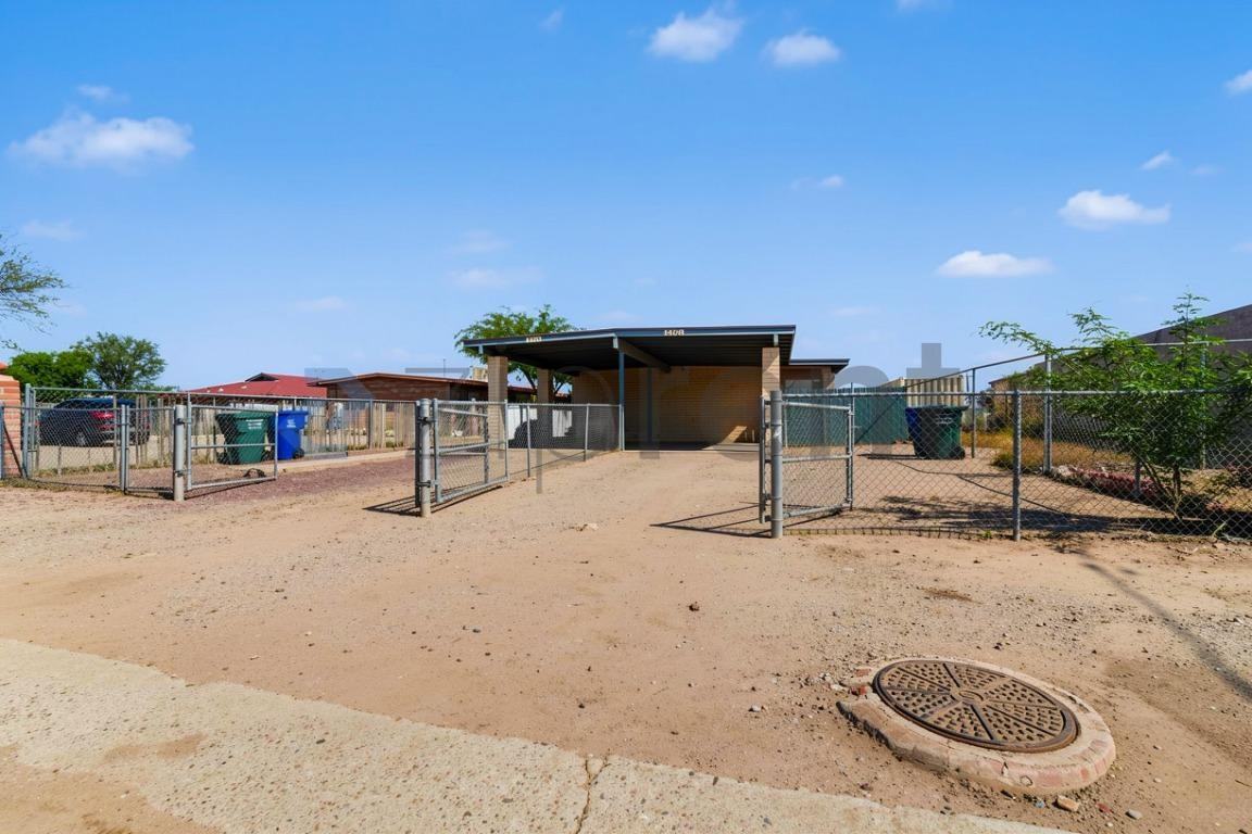 1408 N Hualpai Rd #1408 - Photo 5 of 27