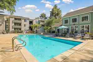 featured image of 732 E Evelyn Ave