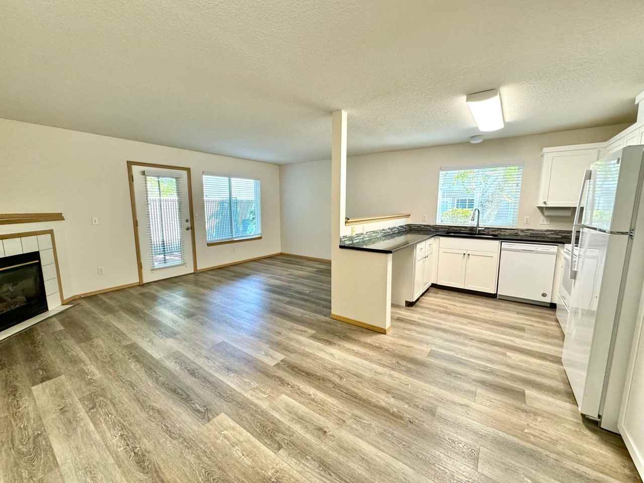 15017 Se East Ave - Photo 5 of 15