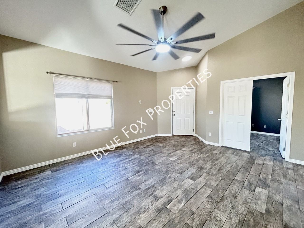 7419 W River Rim Pl - Photo 3 of 32